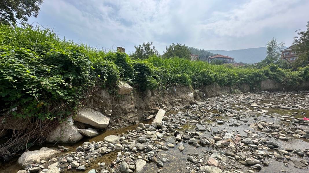 Sel felaketi sonrası ortaya çıktı: Antik su kanalında Roma dönemi kalıntıları 6